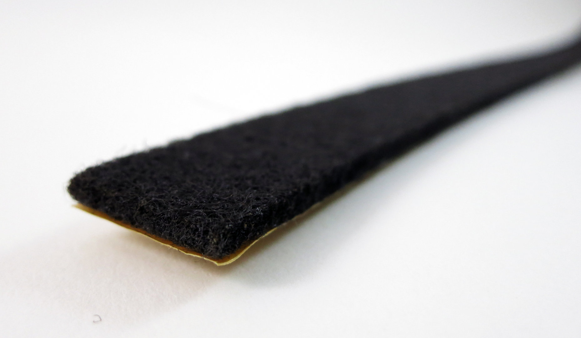 5m Filzklebeband einseitig selbstkl.1,3mm dick 9mm breit ko 